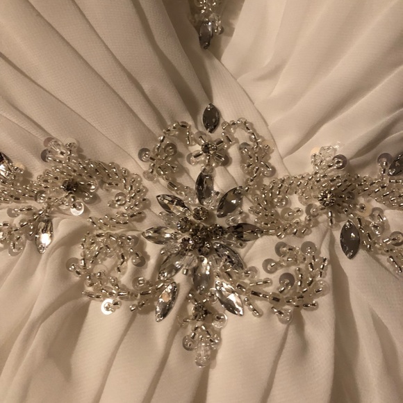 Wedding Dress - Picture 4 of 6